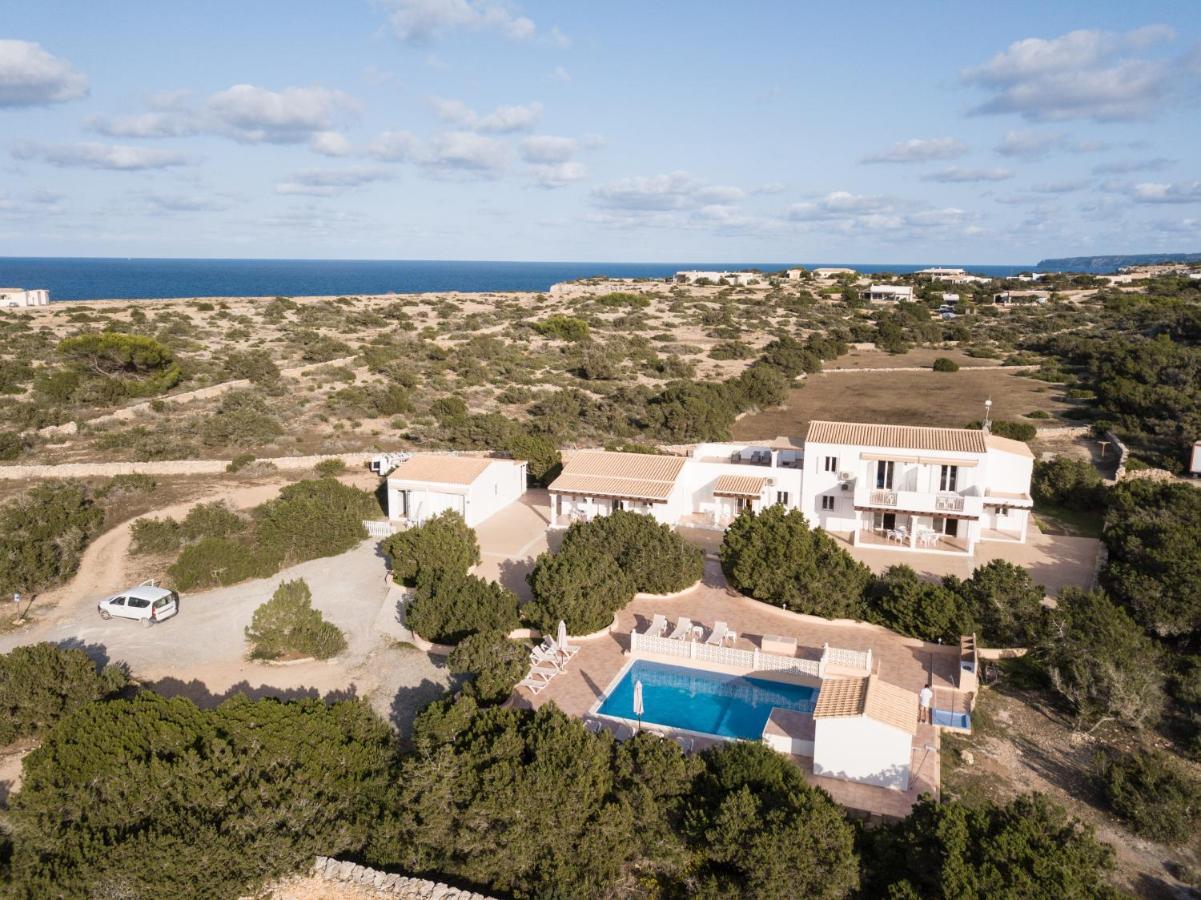 Apartments Es Clot Des Forn Es Pujols Luaran gambar